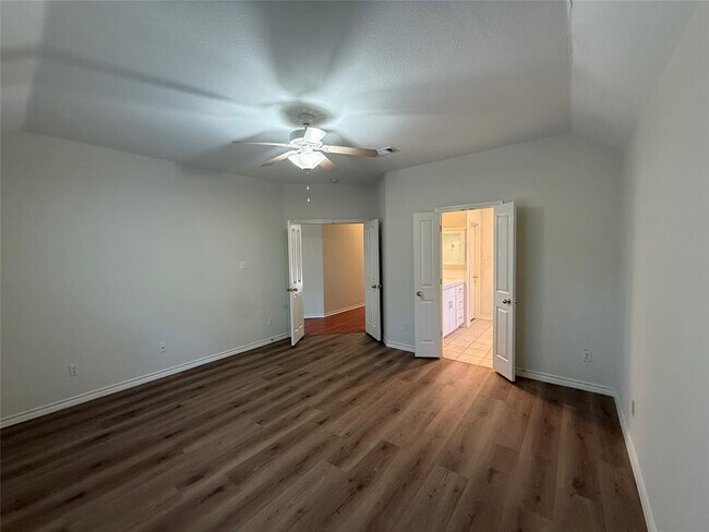 Building Photo - 5615 Shoal Creek Blvd