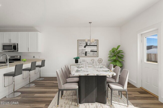 Building Photo - 7031 Patronis Dr