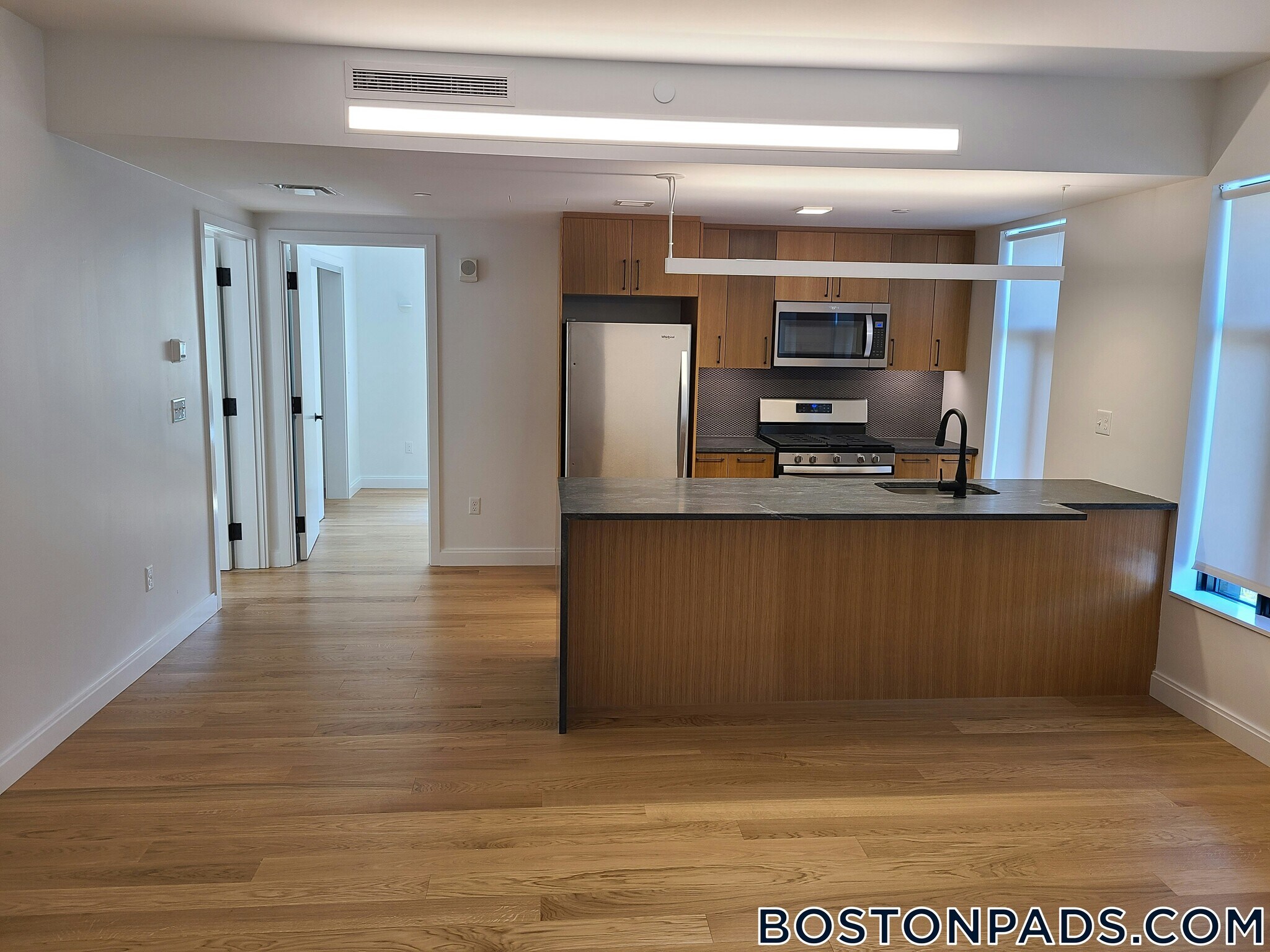 Building Photo - 83 Gardner St