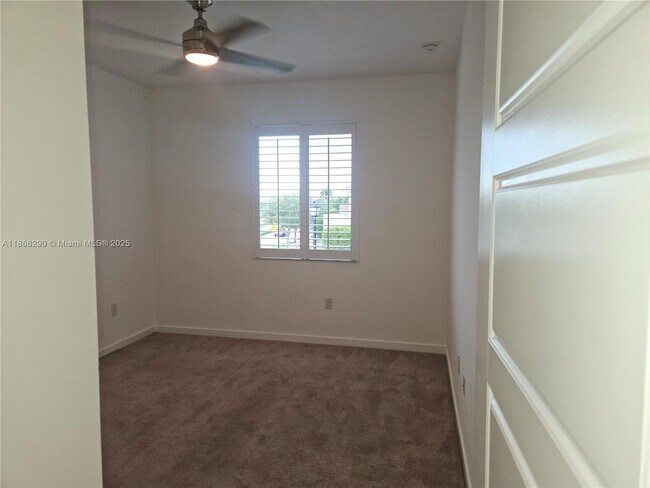Building Photo - 17606 SW 149th Pl
