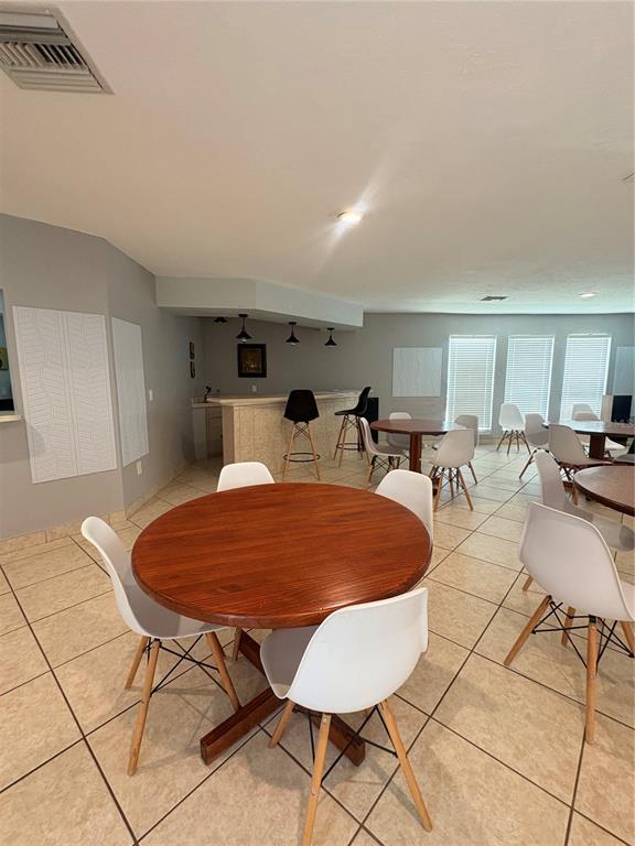 Building Photo - 4463 Rayfield Dr