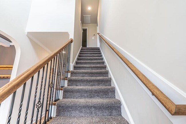 Building Photo - 151 Titleist Ct