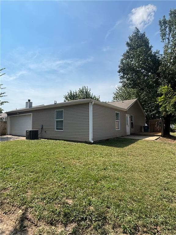 Building Photo - 1701 Signature Dr