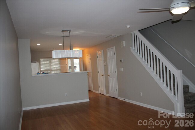 Building Photo - 10147 Reindeer Way Ln