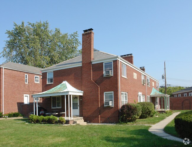 Building Photo - 1782 Northwest Blvd