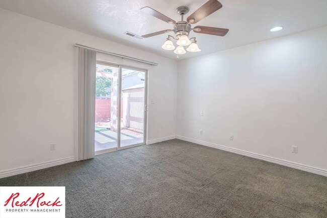 Building Photo - 2 Bedroom and 2 Bathroom Home near Quail C...