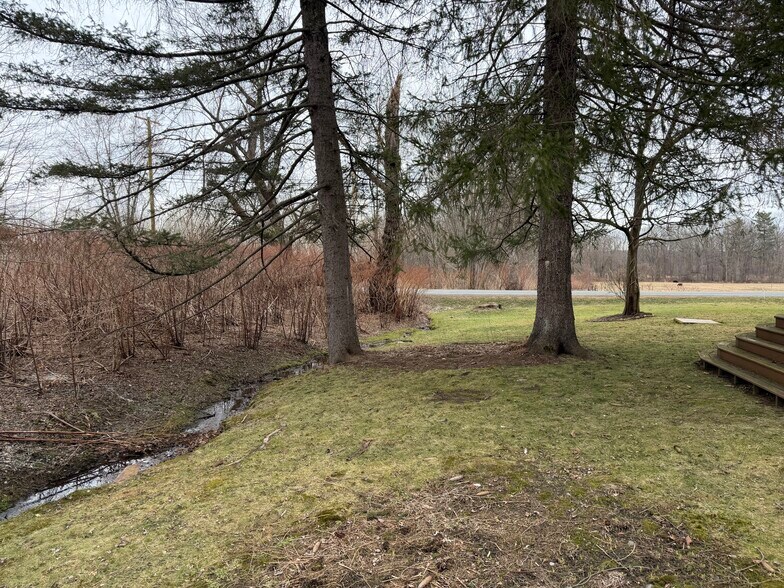 Building Photo - 100 Summerset Rd