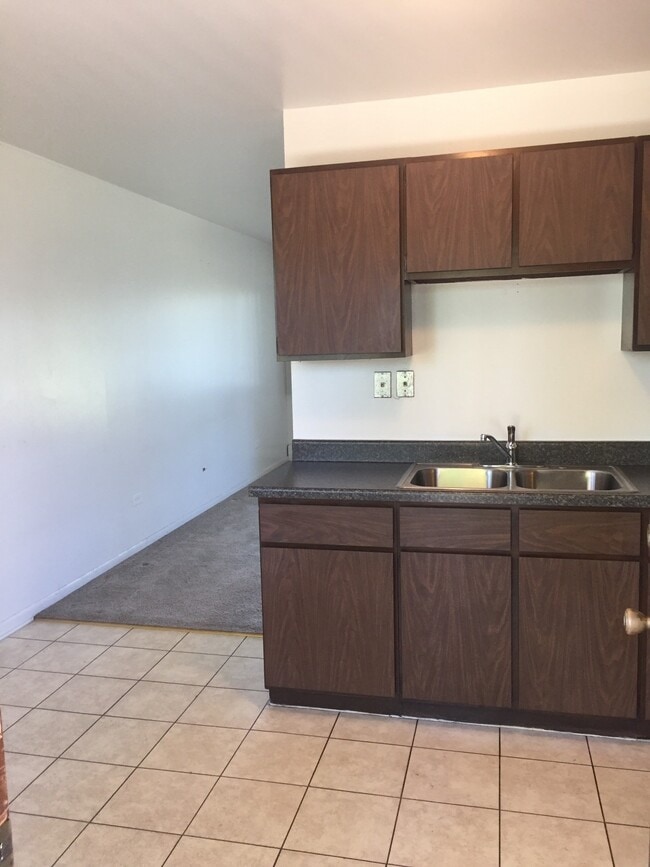 Interior Photo - NORTH AVE. -1740