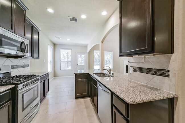 Building Photo - 5507 Claymore Meadow Ln