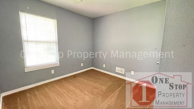 Building Photo - Updated 4 Bedroom, 2 Bath home in South Ka...