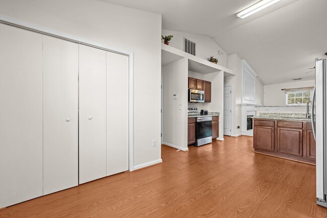 Building Photo - Charming 3-Bedroom Brick Ranch in Raleigh ...