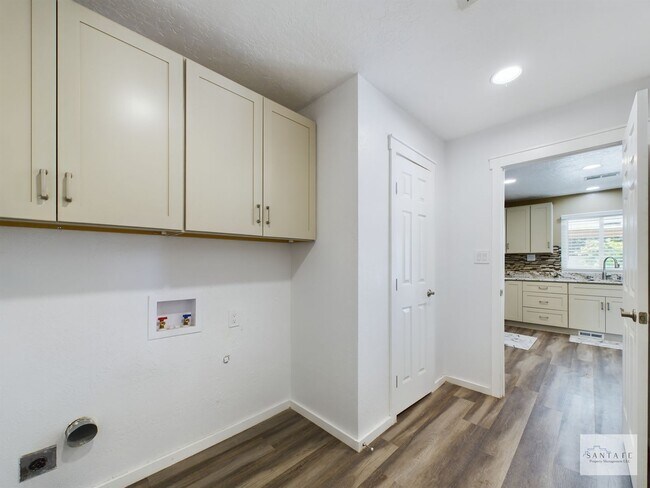 Building Photo - Beautifully Remodeled single Level Home Available Now