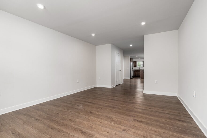 Building Photo - 5739 Addison Gate Dr