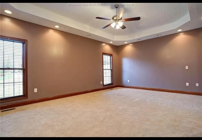 Building Photo - 152 Crestridge Dr
