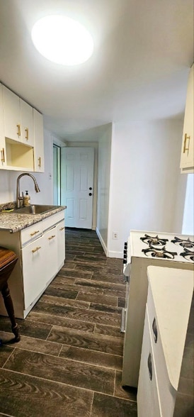 Building Photo - 214 Southern Ave