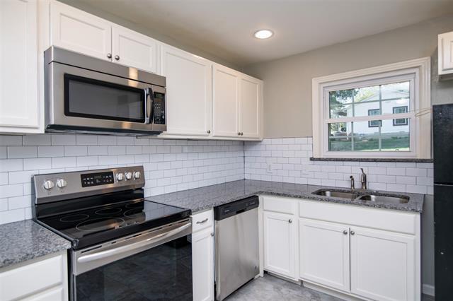 Building Photo - 2429 Stephen Lee Dr