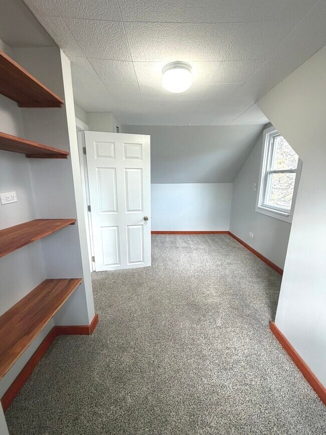 Building Photo - 2209 Douglas Ave