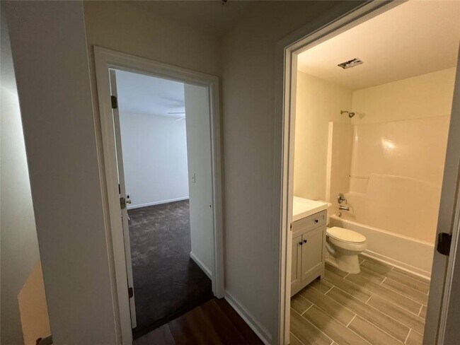 Building Photo - 421 Holland Springs Dr NW