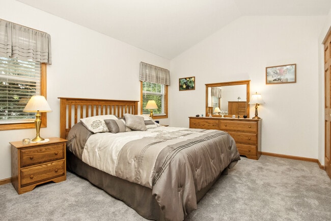 Building Photo - 406 Kresswood Dr