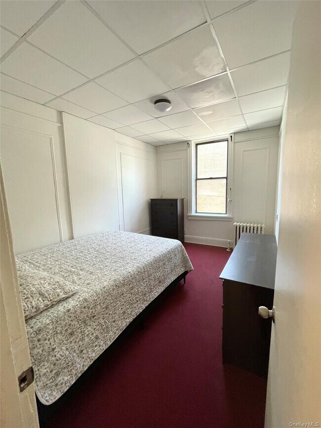 Building Photo - 246 Jericho Tpke