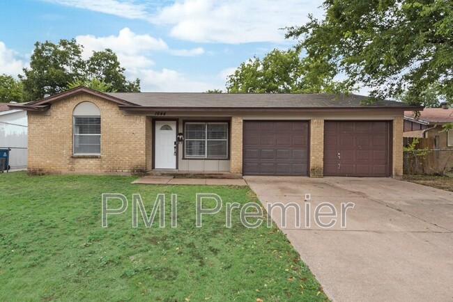 Building Photo - 1644 Americana Blvd