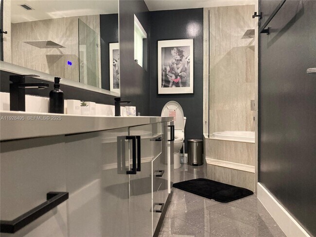 Building Photo - 7524 Mutiny Ave