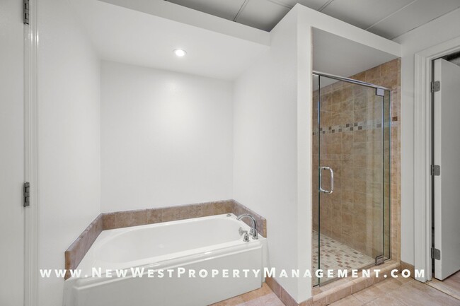 Building Photo - Expansive East Village loft at Parkloft, a...