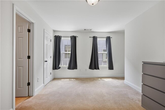 Building Photo - 255 Vannoy Park Lane Dr SE
