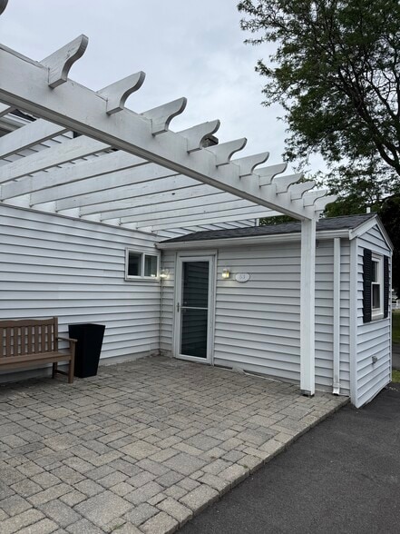 Building Photo - 53 Saint Germain St
