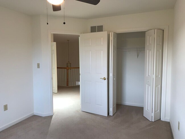 Building Photo - Don't Miss Out On This New Cumberland Town-Home For Rent, 3 Stories/3 Bedrooms/2.5 Bathroom In We...