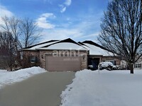 Building Photo - 11585 Arielle Dr