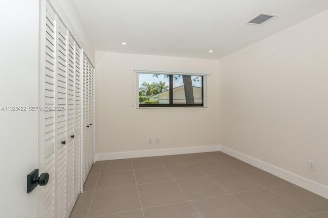 Building Photo - 7001 SW 126th St