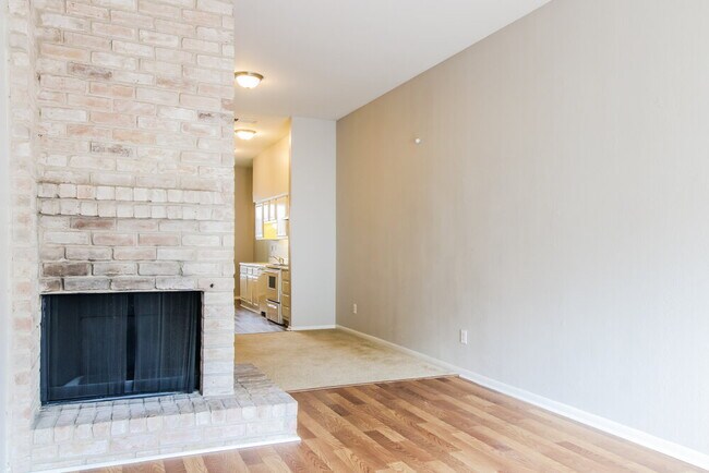 Building Photo - 7922 Grow Ln