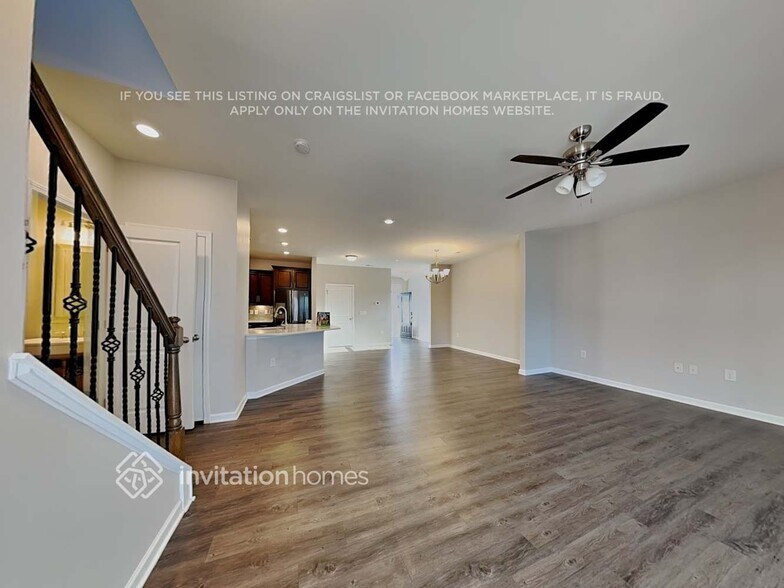 Building Photo - 1801 Birdhouse Ln