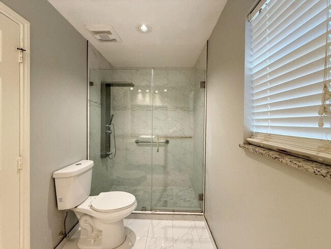 Building Photo - 3610 Maple Pass Ct