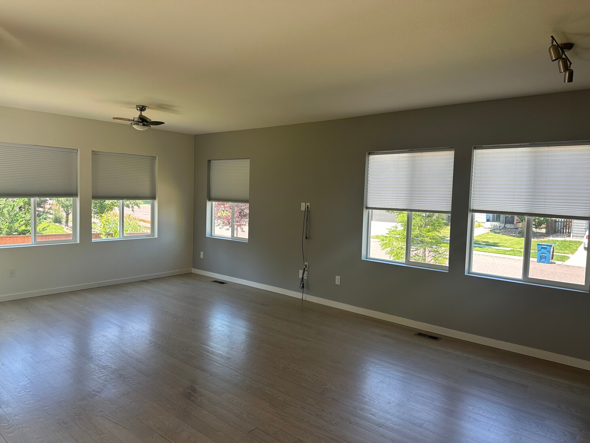 Building Photo - 10837 Truckee Cir