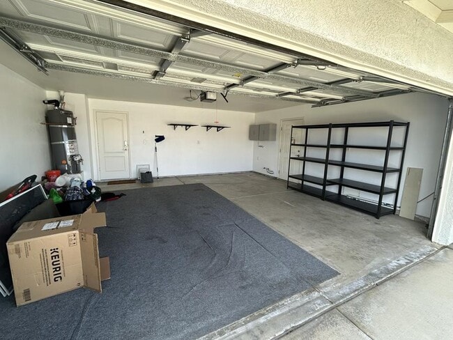 Building Photo - 7450 Paisley Ave