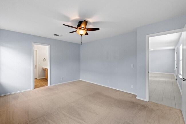 Building Photo - 6003 Wideleaf Dr