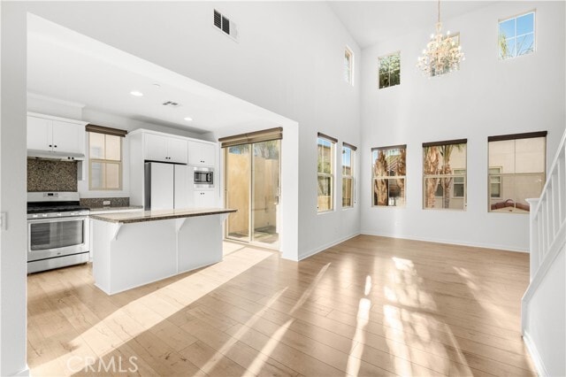 Building Photo - 202 Borrego