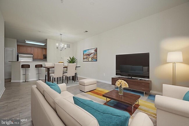 Building Photo - 21216 McFadden Square