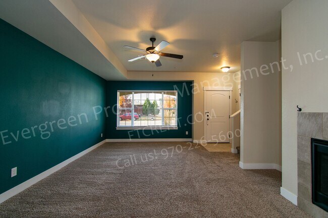 Building Photo - 5020 Cinquefoil Ln