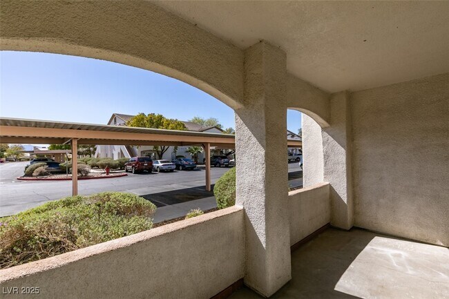Building Photo - 5655 E Sahara Ave