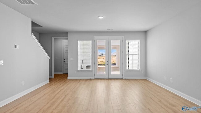 Building Photo - 329 Hay Rake Dr