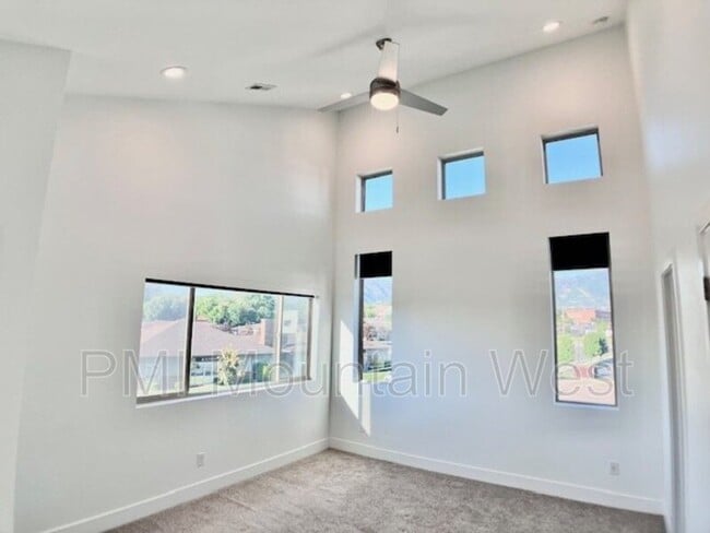 Building Photo - 503 W 2275 N