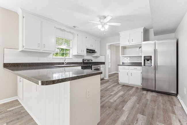 Building Photo - 5 Longleaf Ct