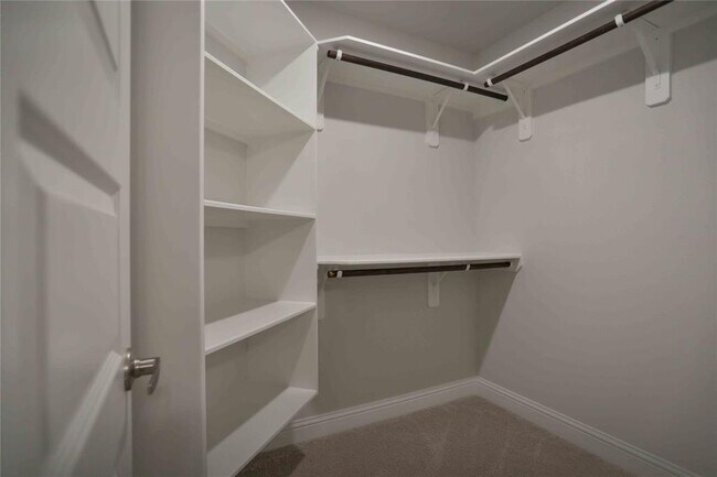 Building Photo - 495 Terra Vis Cir
