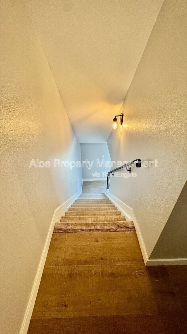 Building Photo - 8516 E McDonald Dr