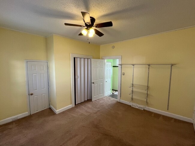 Building Photo - One Level Living with Central Air