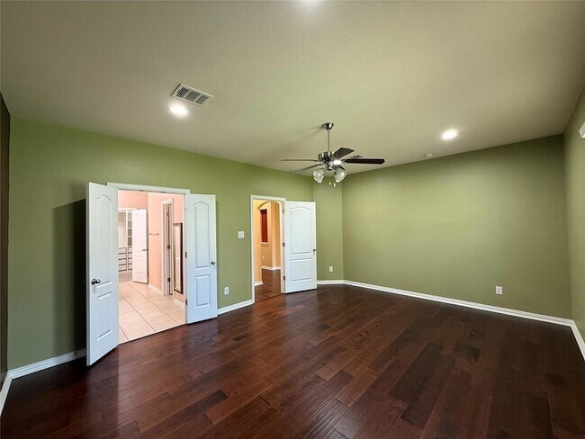 Building Photo - 1032 Dyer Crossing Way