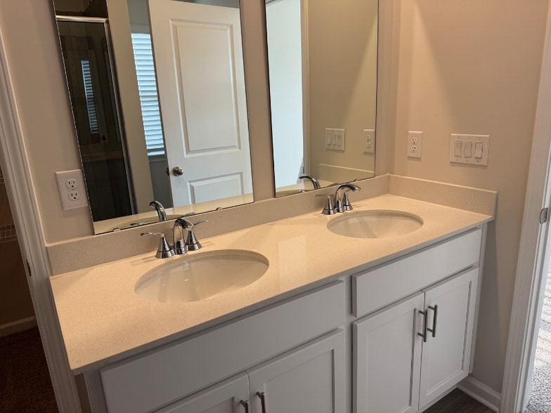 Building Photo - 8149 Huspa Ave